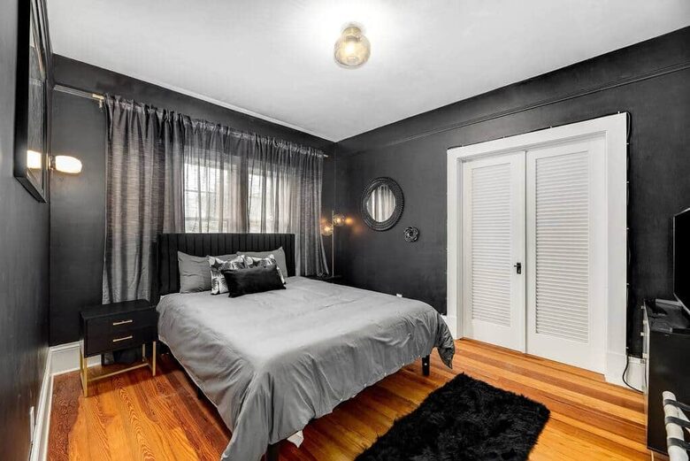 Historic Pool Compound One Block from Melbourne Arts District - Melbourne, Florida