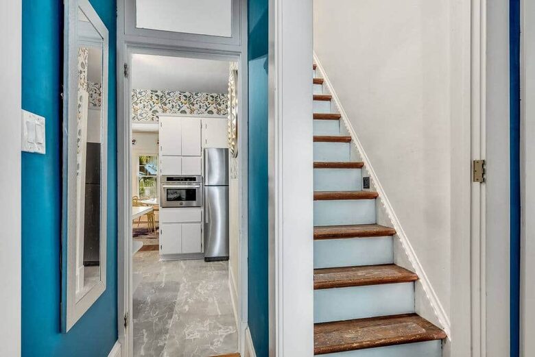 Historic Pool Compound One Block from Melbourne Arts District - Melbourne, Florida