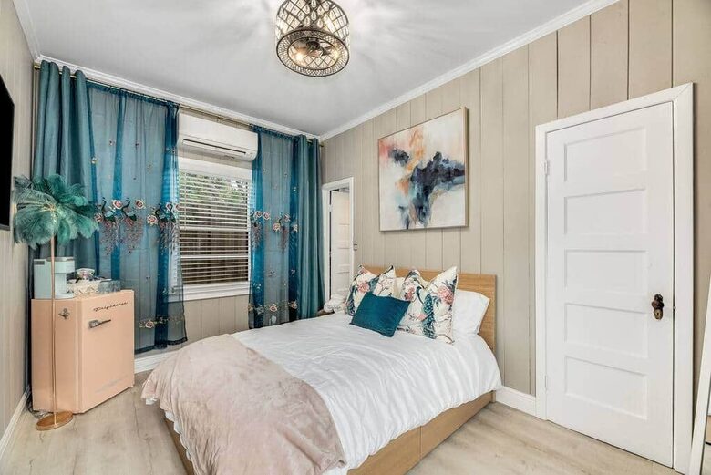 Historic Pool Compound One Block from Melbourne Arts District - Melbourne, Florida