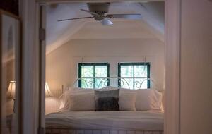 Historic Pool Compound One Block from Melbourne Arts District - Melbourne, Florida