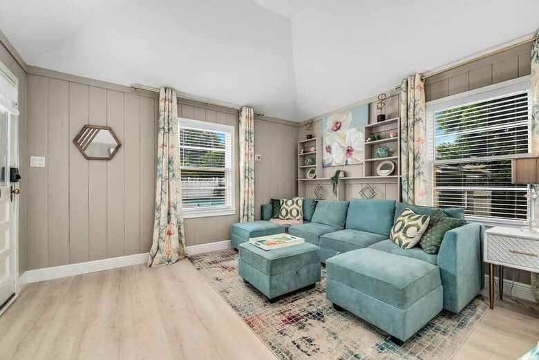 Historic Pool Compound One Block from Melbourne Arts District - Melbourne, Florida