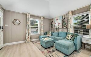 Historic Pool Compound One Block from Melbourne Arts District - Melbourne, Florida