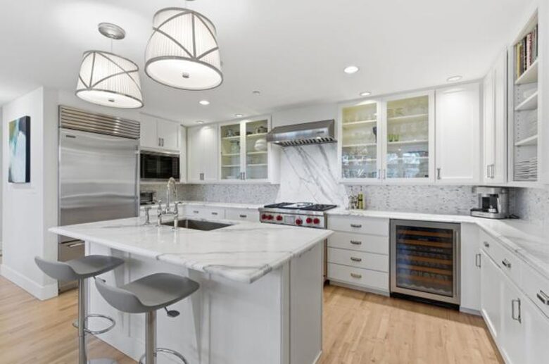 Bainbridge Island Elegant Condo near Ferry - Bainbridge Island, Washington