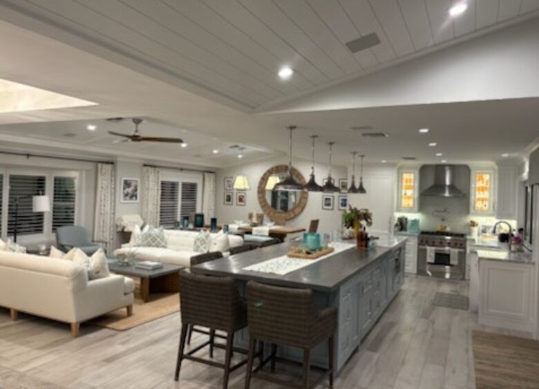 Canal-Side Pool Living Near Atlantic Avenue in Delray Beach - Delray Beach, Florida