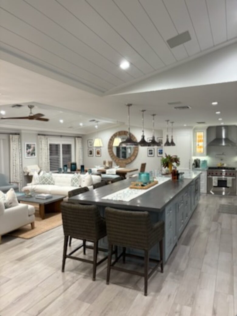 Canal-Side Pool Living Near Atlantic Avenue in Delray Beach - Delray Beach, Florida