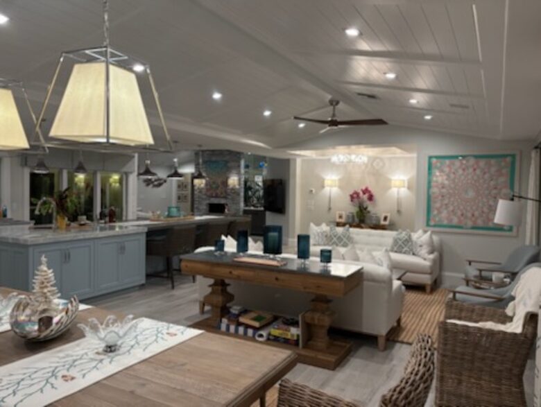 Canal-Side Pool Living Near Atlantic Avenue in Delray Beach - Delray Beach, Florida