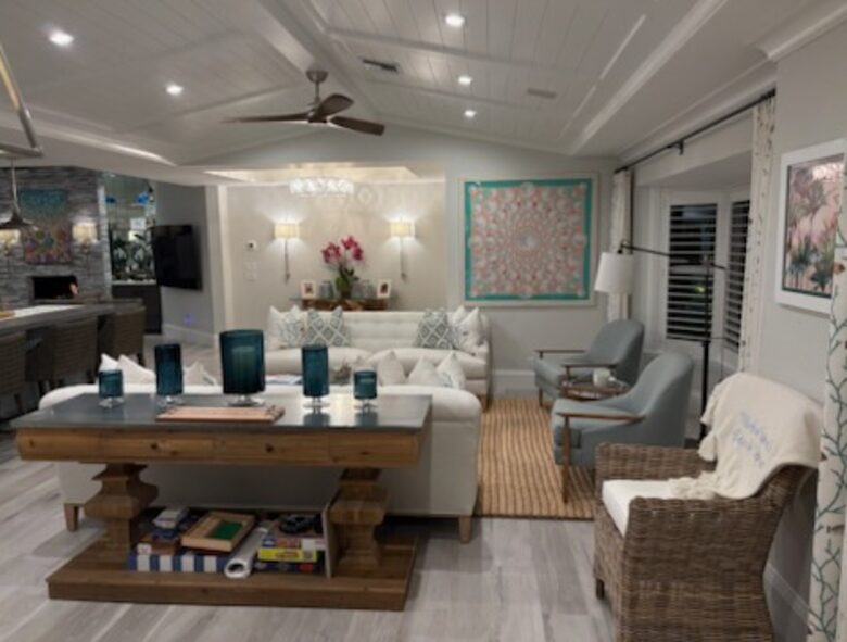 Canal-Side Pool Living Near Atlantic Avenue in Delray Beach - Delray Beach, Florida