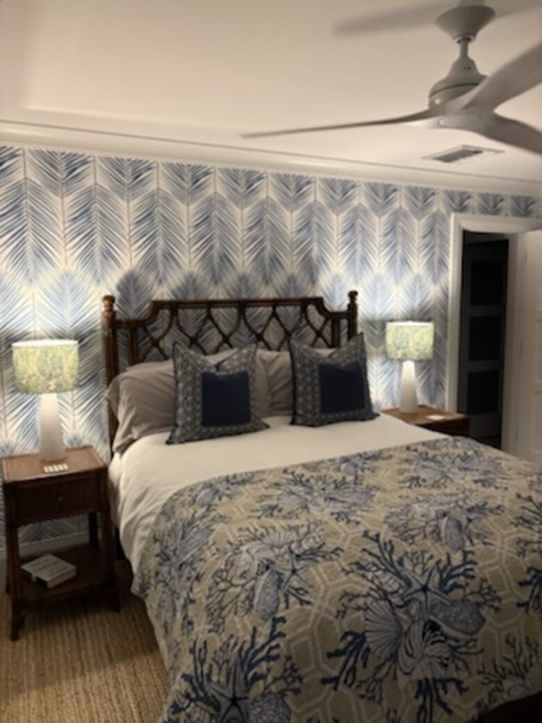 Canal-Side Pool Living Near Atlantic Avenue in Delray Beach - Delray Beach, Florida