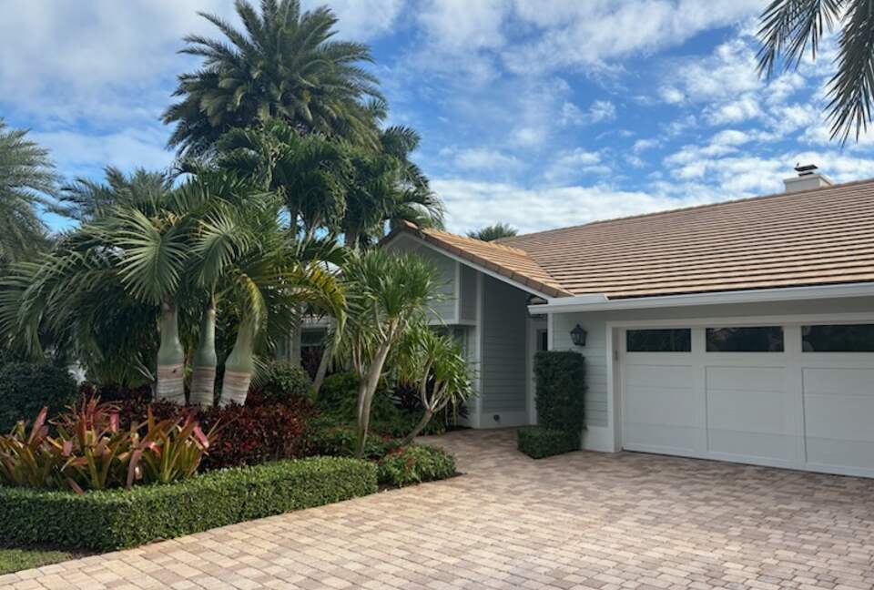 Canal-Side Pool Living Near Atlantic Avenue in Delray Beach - Delray Beach, Florida