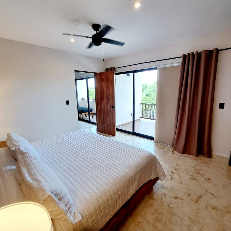 Master Bedroom Upstairs