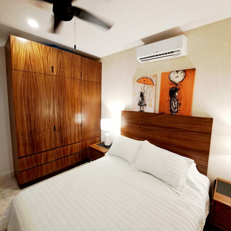 Guest Bedroom Upstairs