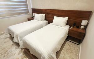 Downstairs Right (North) Room Twins Setup