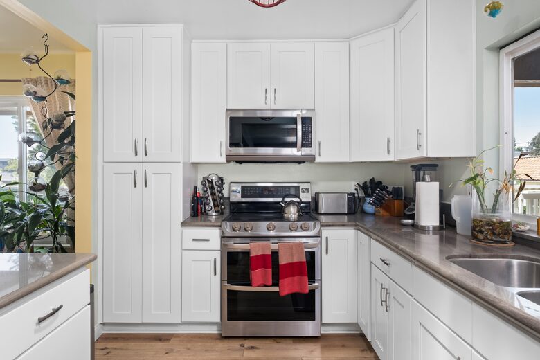 Del Mar Beach Retreat | Half Block to Sand - Del Mar, California