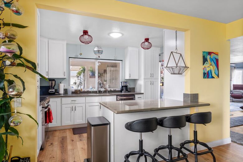 Del Mar Beach Retreat | Half Block to Sand - Del Mar, California