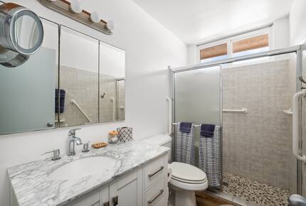 Del Mar Beach Retreat | Half Block to Sand - Del Mar, California