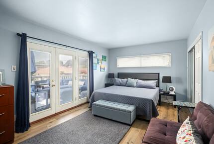 Del Mar Beach Retreat | Half Block to Sand - Del Mar, California