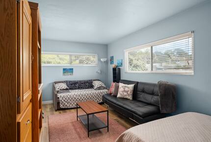 Del Mar Beach Retreat | Half Block to Sand - Del Mar, California