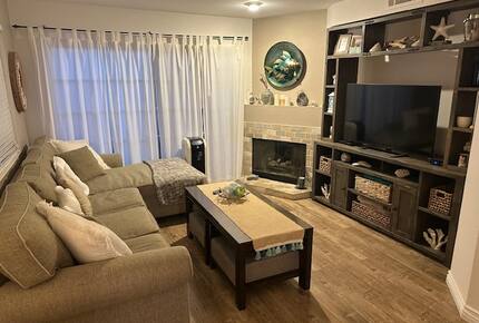 Charming Beach Town Home Near Shops & Shore - Carpinteria, California