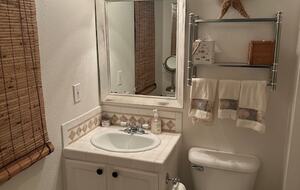 Charming Beach Town Home Near Shops & Shore - Carpinteria, California