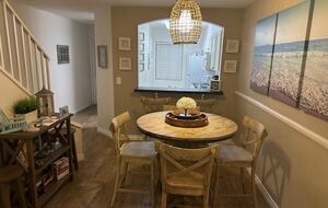 Charming Beach Town Home Near Shops & Shore - Carpinteria, California