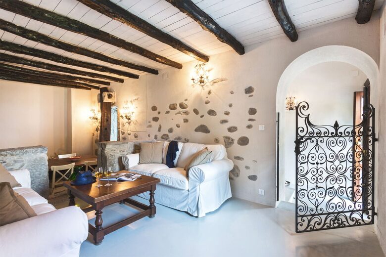 Villa Bellasia | A Premier Seaside Estate - Letojanni, Italy