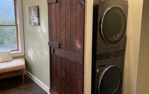 Single Level Historic District Retreat Walkable to Newcastle Dining - Newcastle, Maine