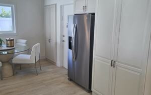 Bright & Airy Boca Retreat Near the Ocean - Boca Raton, Florida