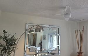 Bright & Airy Boca Retreat Near the Ocean - Boca Raton, Florida