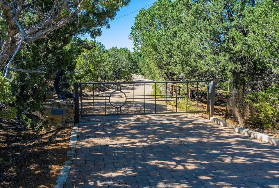 Secluded Santa Fe Retreat on Four Private Acres - Santa Fe, New Mexico