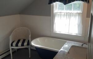 Classic Cape Retreat Near Sea Street Beach - East Dennis, Massachusetts