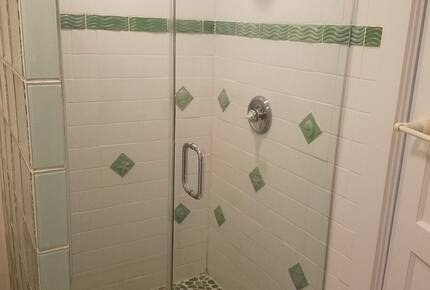 Classic Cape Retreat Near Sea Street Beach - East Dennis, Massachusetts