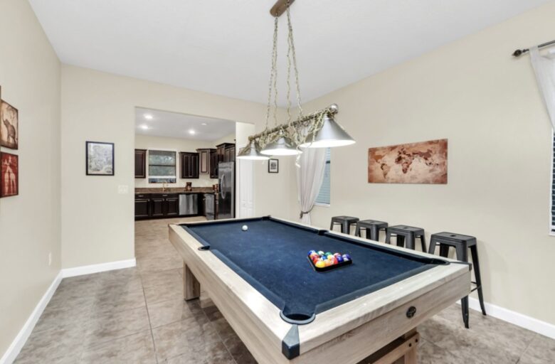 ChampionsGate Resort Luxury Pool Villa - Champions Gate, Florida