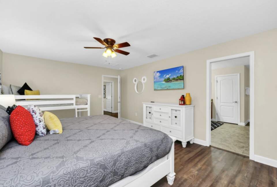 ChampionsGate Resort Luxury Pool Villa - Champions Gate, Florida