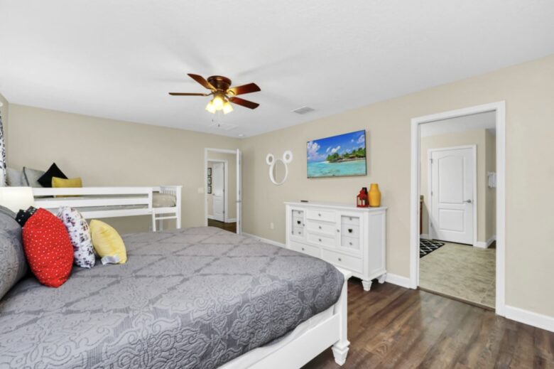 ChampionsGate Resort Luxury Pool Villa - Champions Gate, Florida