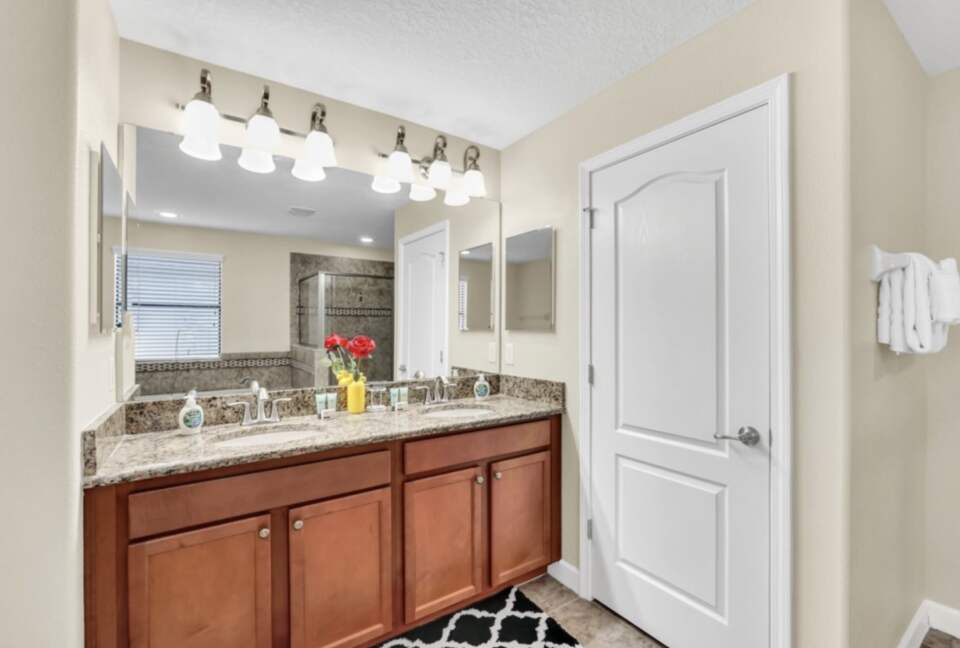 ChampionsGate Resort Luxury Pool Villa - Champions Gate, Florida