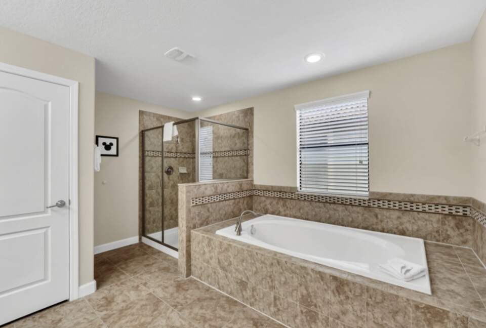 ChampionsGate Resort Luxury Pool Villa - Champions Gate, Florida