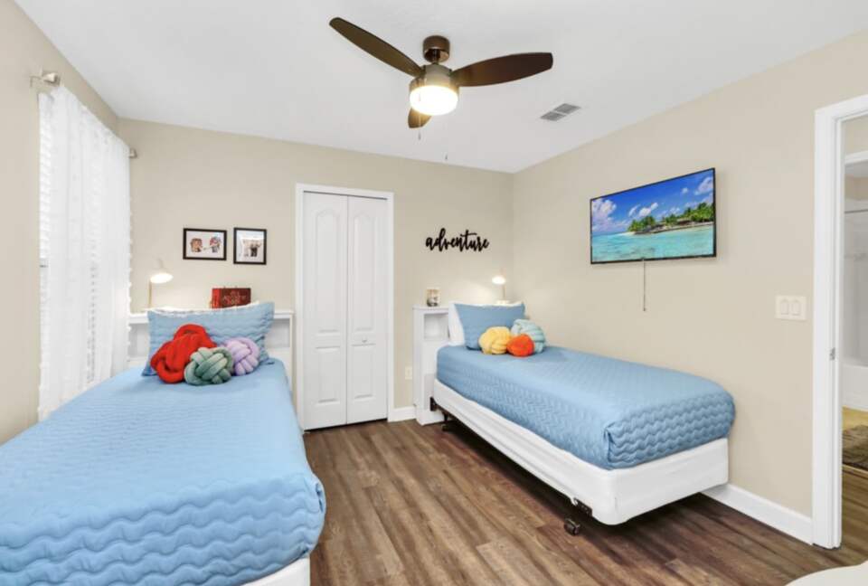 ChampionsGate Resort Luxury Pool Villa - Champions Gate, Florida