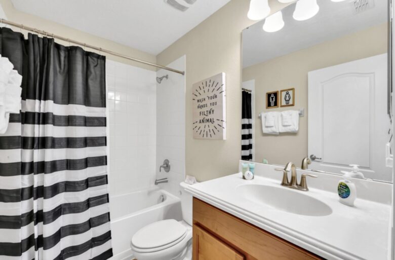 ChampionsGate Resort Luxury Pool Villa - Champions Gate, Florida