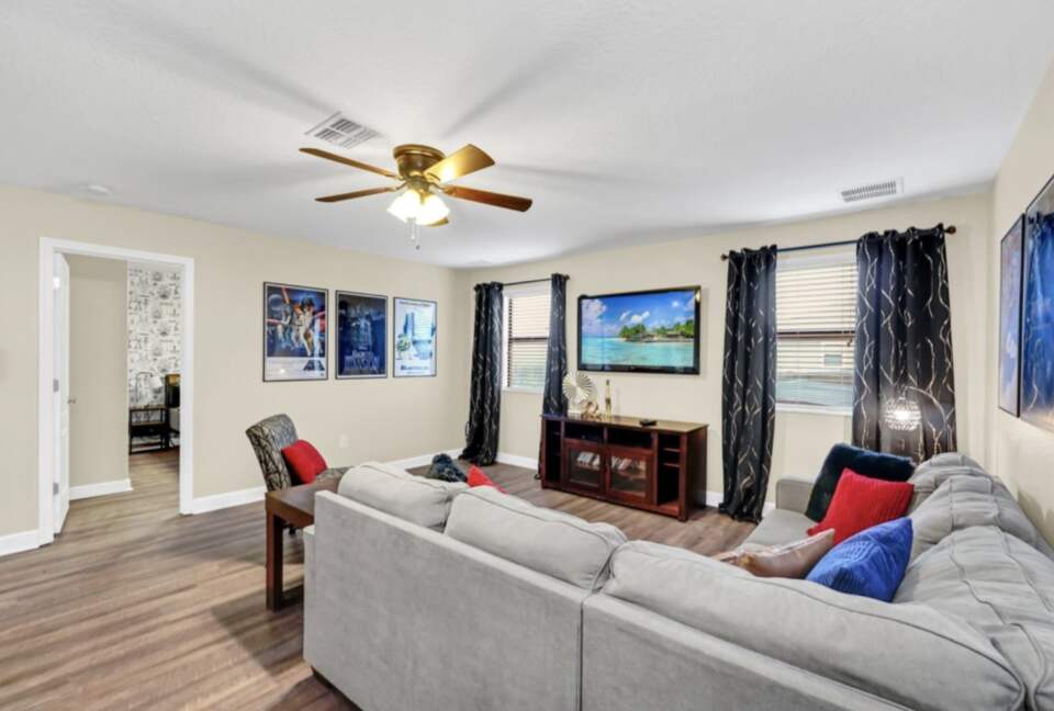 ChampionsGate Resort Luxury Pool Villa - Champions Gate, Florida