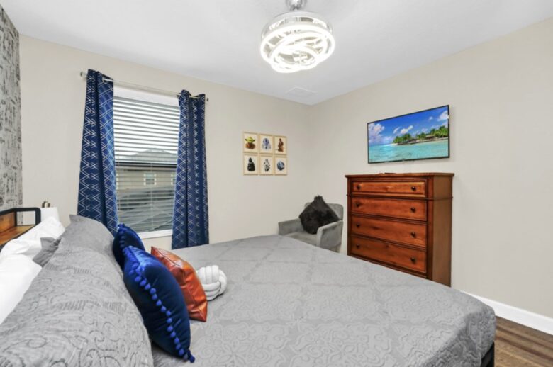 ChampionsGate Resort Luxury Pool Villa - Champions Gate, Florida