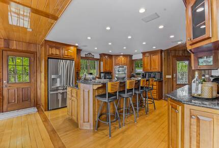 Hidden Lake Estate | Private 80-Acre Lakefront Retreat - Little Meadows, Pennsylvania