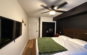 Walk to Deer Valley Gondola with Year Round Hot Tub and Resort Amenities - Heber, Utah