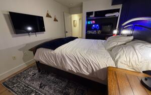 Walk to Deer Valley Gondola with Year Round Hot Tub and Resort Amenities - Heber, Utah