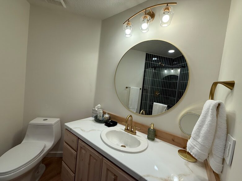 Walk to Deer Valley Gondola with Year Round Hot Tub and Resort Amenities - Heber, Utah