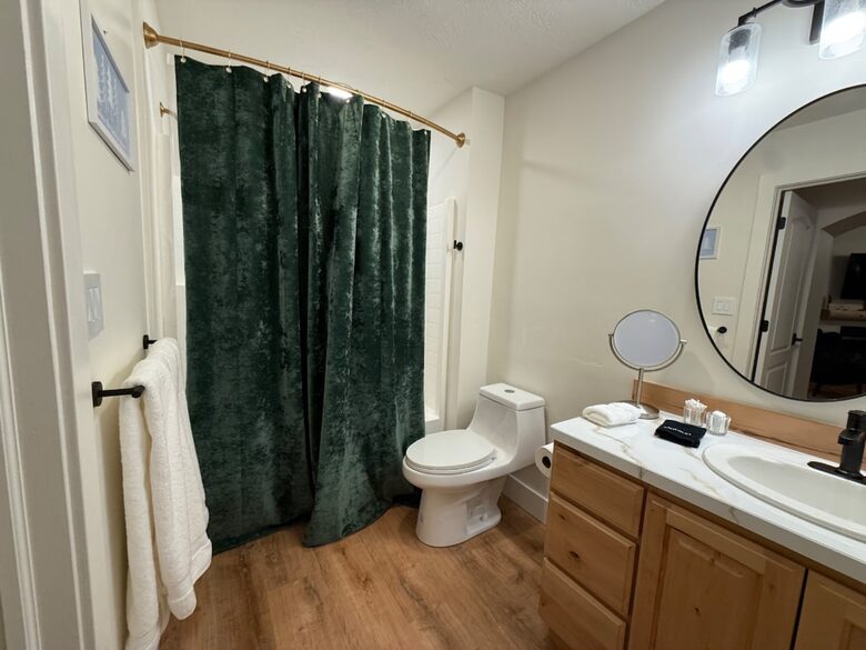 Walk to Deer Valley Gondola with Year Round Hot Tub and Resort Amenities - Heber, Utah