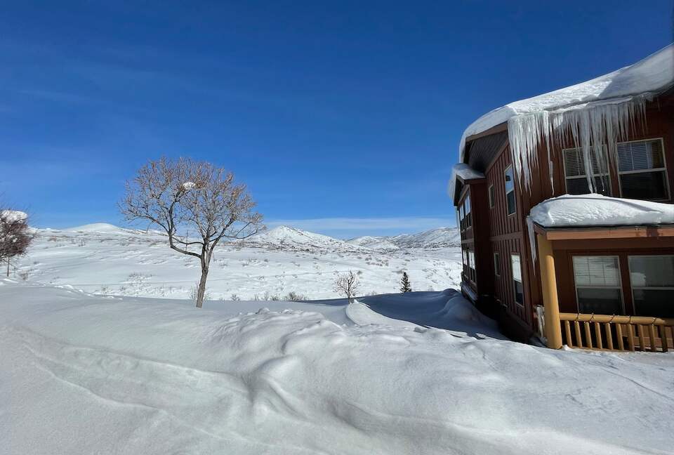 Walk to Deer Valley Gondola with Year Round Hot Tub and Resort Amenities - Heber, Utah