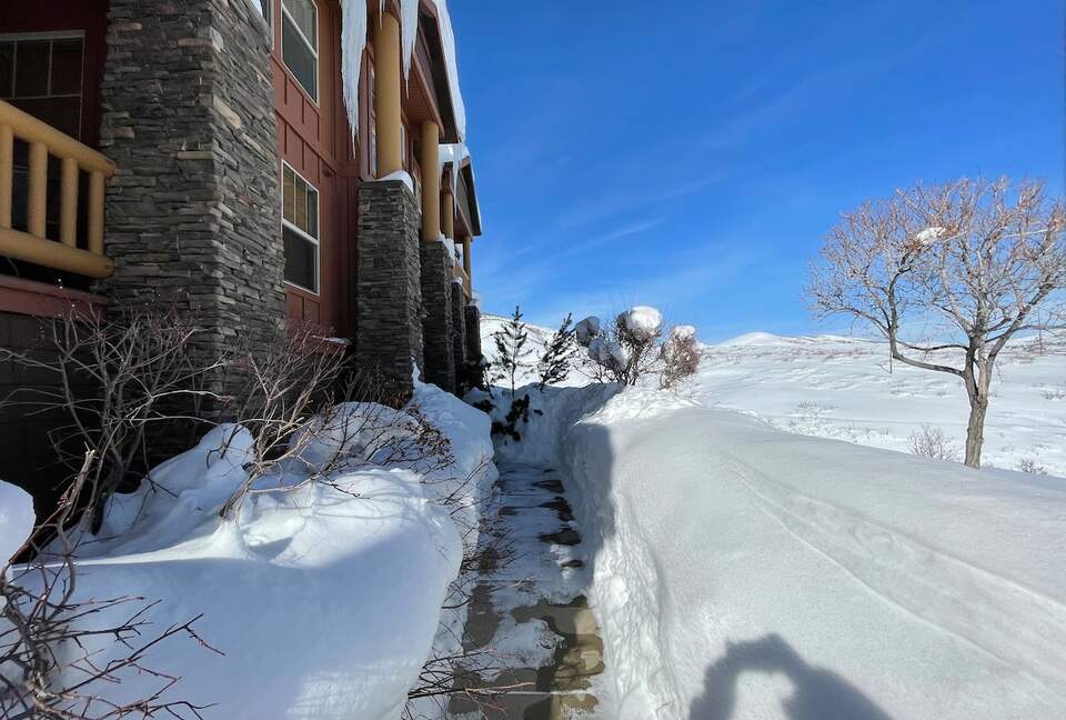 Walk to Deer Valley Gondola with Year Round Hot Tub and Resort Amenities - Heber, Utah