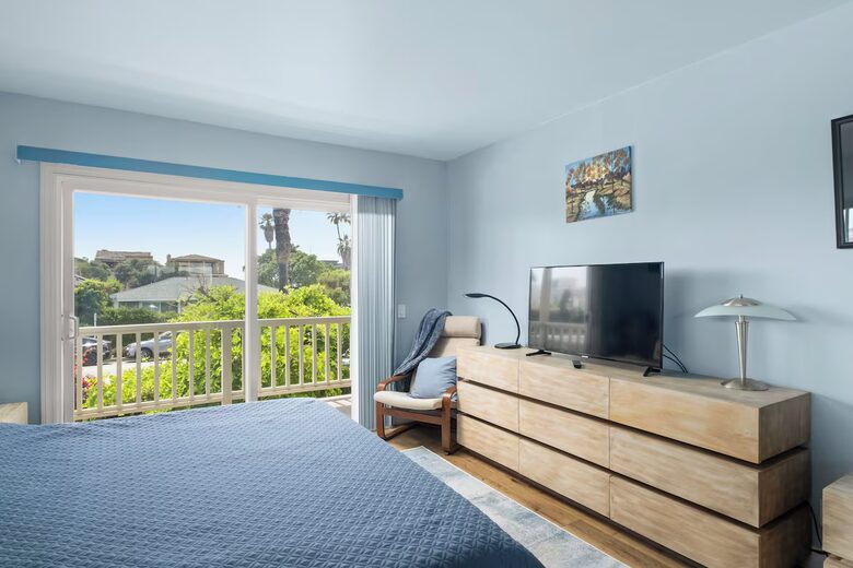 Del Mar Beach Retreat | Half Block to Sand - Del Mar, California