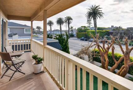 Del Mar Beach Retreat | Half Block to Sand - Del Mar, California