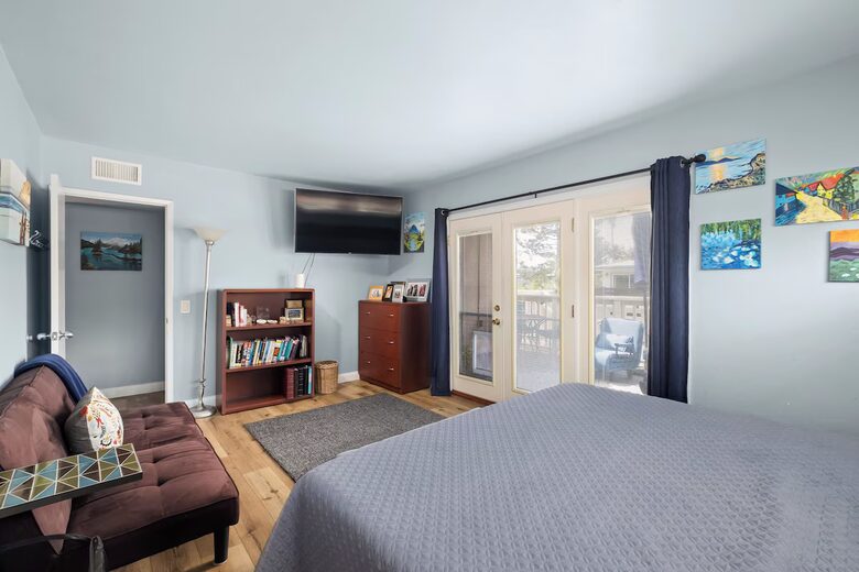 Del Mar Beach Retreat | Half Block to Sand - Del Mar, California